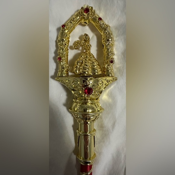 Disney: Belle Light-Up Wand - Picture 5 of 7